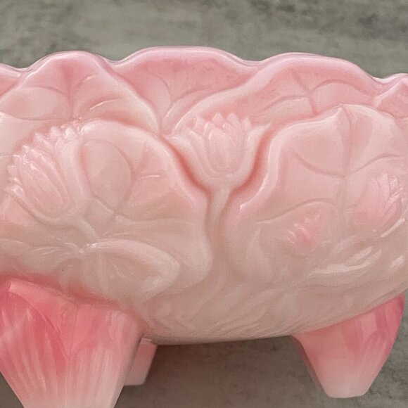 Vintage Fenton Rosalene Pink Waterlily Three Toe Footed 7" Round Glass Bowl - Picture 3 of 7